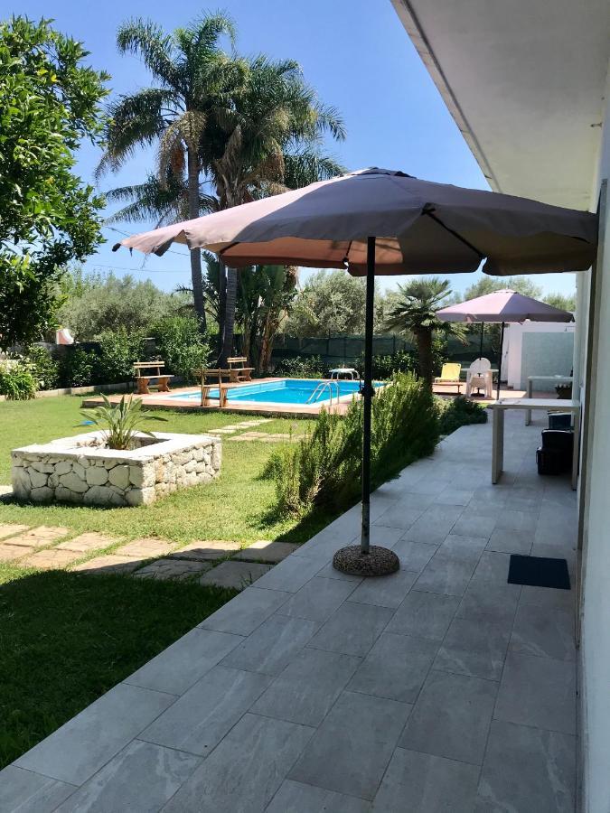 דירות פלורידיה Casa Vacanza Le Tre Palme מראה חיצוני תמונה