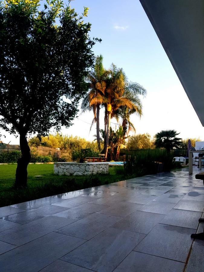 דירות פלורידיה Casa Vacanza Le Tre Palme מראה חיצוני תמונה